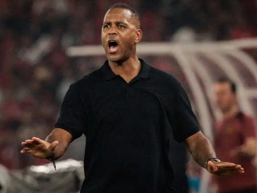 HLV Kluivert cần những trận giao hữu với Liban để tối ưu đội hình cho Indonesia trước vòng loại 4 World Cup 2026